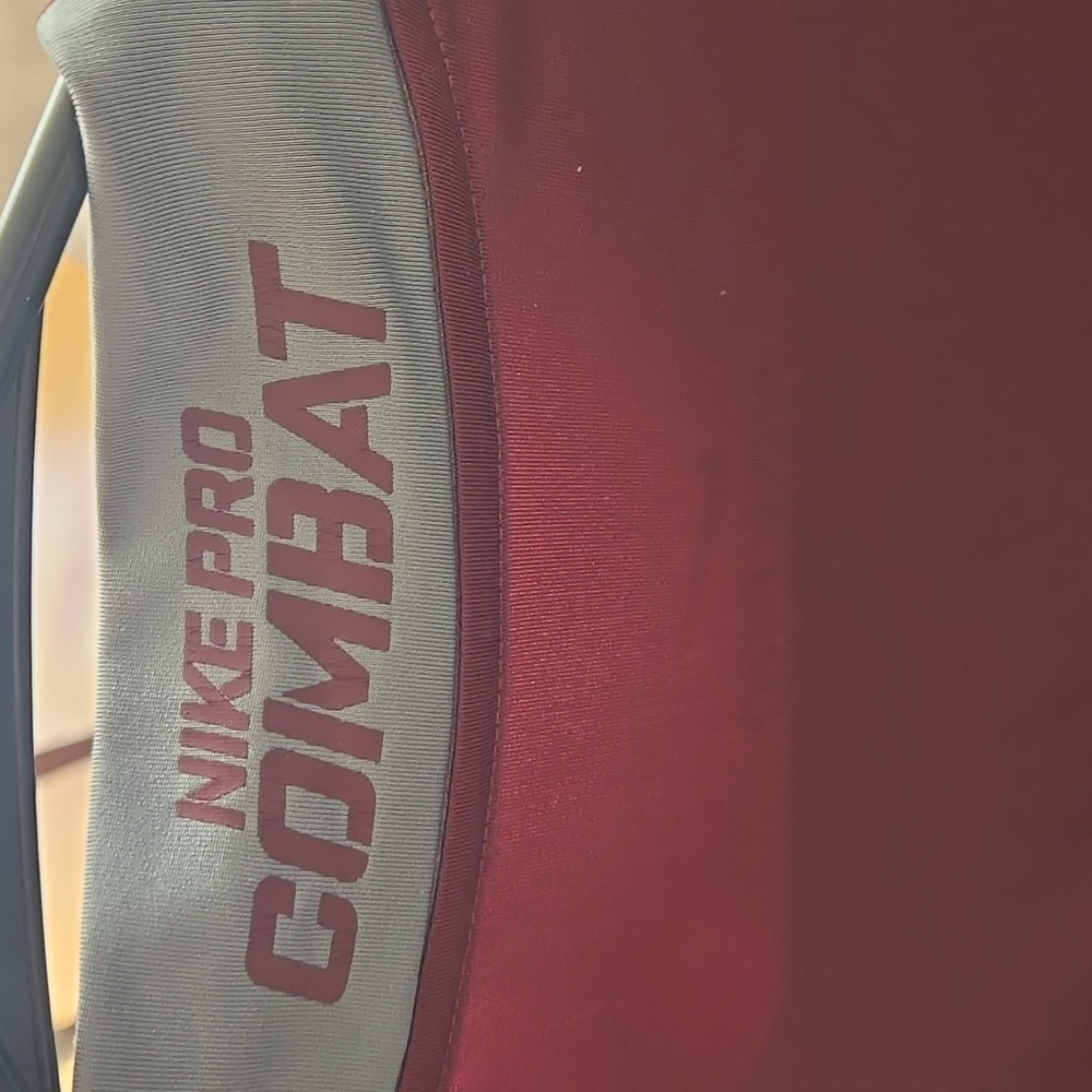 Nike combat - Picture 3 of 3